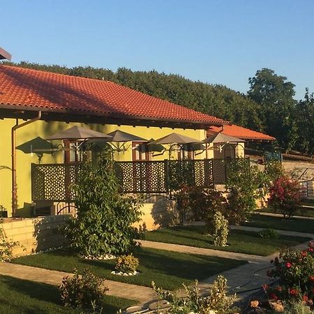 Agriturismo Da Mamma Alba  Exterior photo